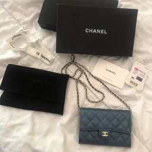 Chanel wallet on chain blue caviar with gold